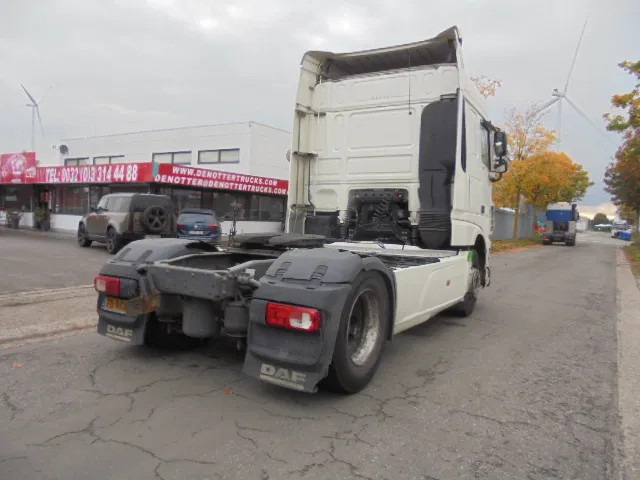 DAF XF 460 NL TRUCK RETARDER - Cap tractor: Foto 4 DAF XF 460 NL TRUCK RETARDER - Cap tractor: Foto 4