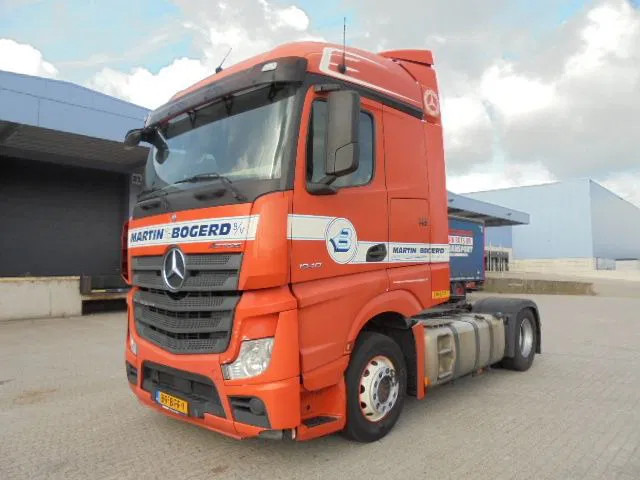 Mercedes-Benz Actros 1840 - Cap tractor: Foto 1 Mercedes-Benz Actros 1840 - Cap tractor: Foto 1