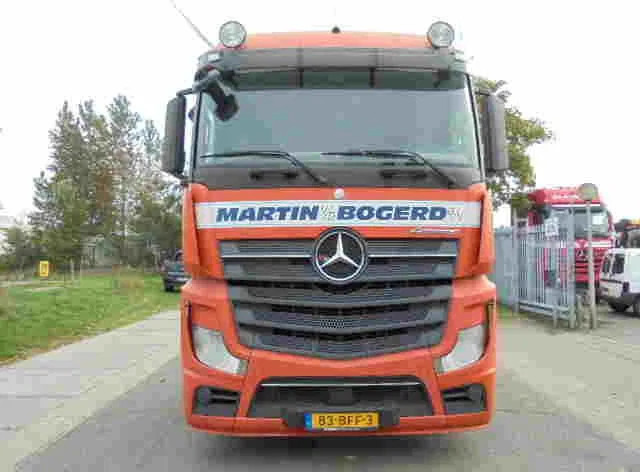 Mercedes-Benz Actros 1840 EURO 6 - Cap tractor: Foto 2 Mercedes-Benz Actros 1840 EURO 6 - Cap tractor: Foto 2