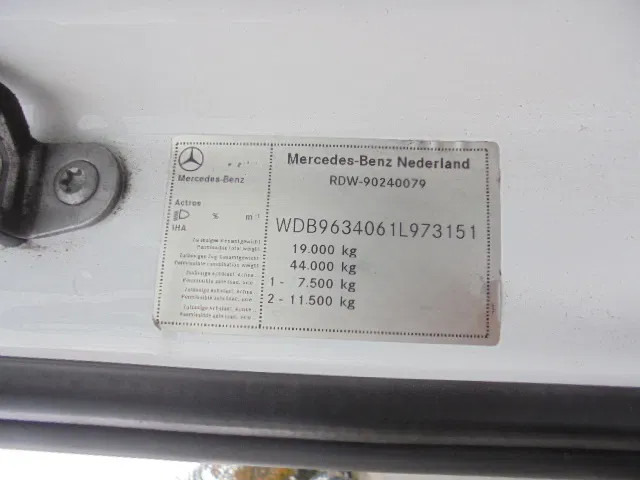 Cap tractor Mercedes-Benz Actros 1840 LS NL TRUCK: Foto 16