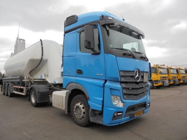 Cap tractor Mercedes-Benz Actros 1842 LS EUR6 10X: Foto 6