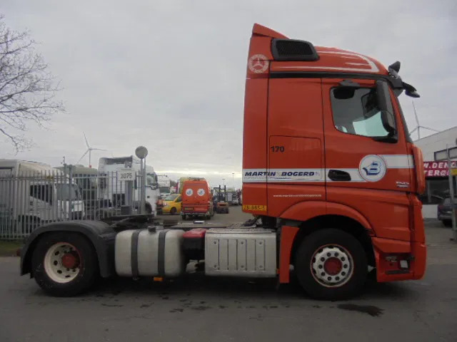 Mercedes-Benz Actros 1842 LS NL TRUCK - Cap tractor: Foto 4 Mercedes-Benz Actros 1842 LS NL TRUCK - Cap tractor: Foto 4