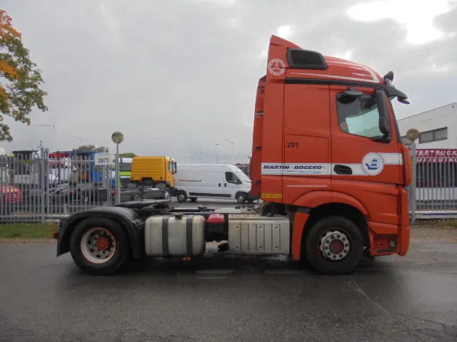 Mercedes-Benz Actros 1842 LS NL TRUCK TUV 06-2026 - Cap tractor: Foto 4 Mercedes-Benz Actros 1842 LS NL TRUCK TUV 06-2026 - Cap tractor: Foto 4
