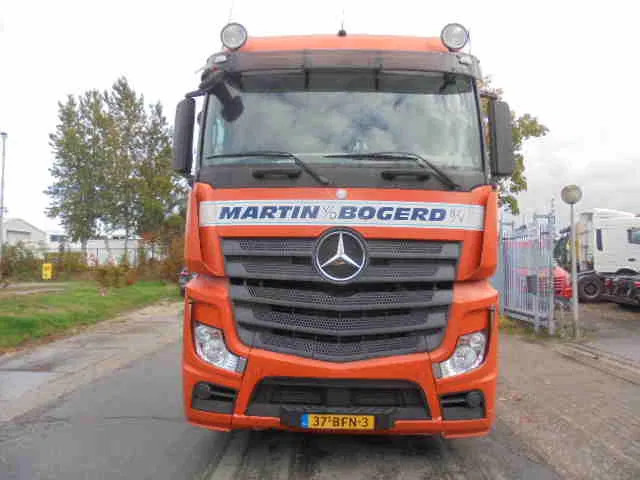 Mercedes-Benz Actros 1842 LS NL TRUCK TUV 06-2026 - Cap tractor: Foto 2 Mercedes-Benz Actros 1842 LS NL TRUCK TUV 06-2026 - Cap tractor: Foto 2
