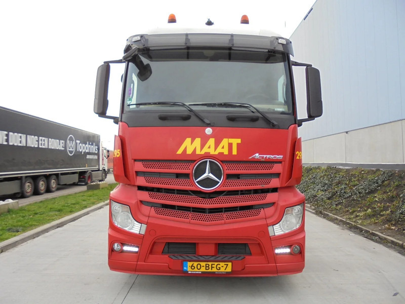 Mercedes-Benz Actros 1943 - Cap tractor: Foto 2 Mercedes-Benz Actros 1943 - Cap tractor: Foto 2