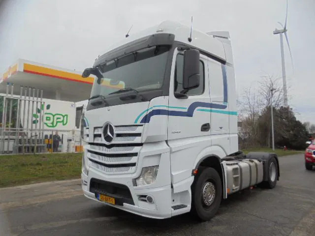 Mercedes-Benz Actros 1943 LS - Cap tractor: Foto 1 Mercedes-Benz Actros 1943 LS - Cap tractor: Foto 1