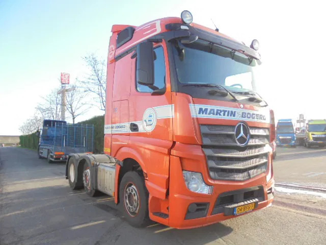 Mercedes-Benz Actros 2645 EUR6 6X2 - Cap tractor: Foto 3 Mercedes-Benz Actros 2645 EUR6 6X2 - Cap tractor: Foto 3