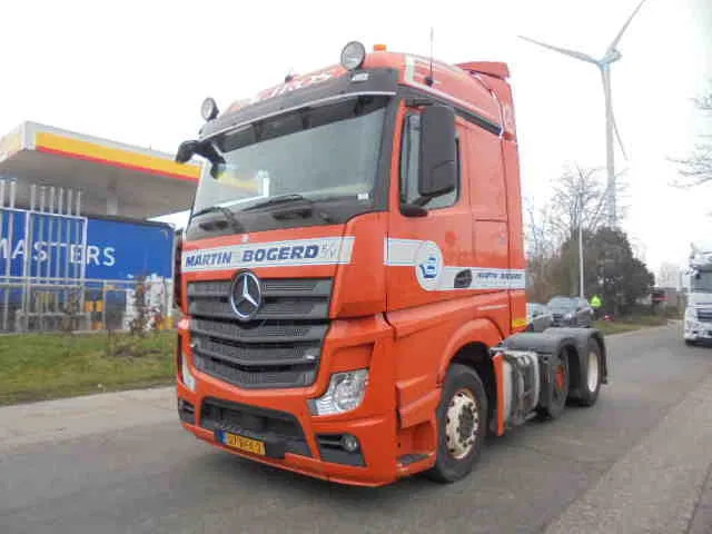 Mercedes-Benz Actros 2645 NL TRUCK - Cap tractor: Foto 1 Mercedes-Benz Actros 2645 NL TRUCK - Cap tractor: Foto 1