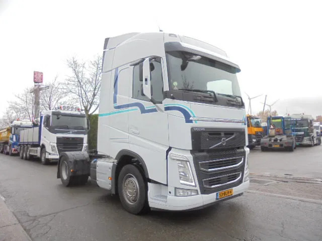 Volvo FH 420 NL TRUCK APK 09-26 - Cap tractor: Foto 3 Volvo FH 420 NL TRUCK APK 09-26 - Cap tractor: Foto 3