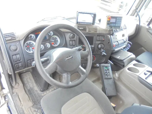 DAF CF 75.250 6X2 - Autogunoiere: Foto 5 DAF CF 75.250 6X2 - Autogunoiere: Foto 5