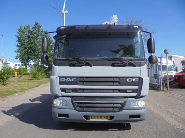 DAF CF 75.310 FAN 6x2 NL TRUCK - Camion şasiu: Foto 2 DAF CF 75.310 FAN 6x2 NL TRUCK - Camion şasiu: Foto 2