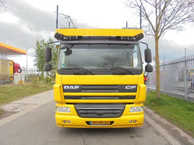 DAF CF 75 360 EEV NL TRUCK - Camion transport auto: Foto 2 DAF CF 75 360 EEV NL TRUCK - Camion transport auto: Foto 2