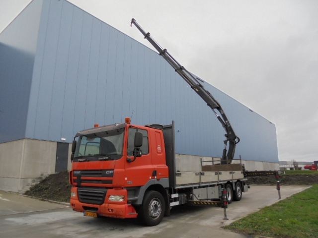 DAF CF 85.360 6X2 GESTUURDE AS - Camion platformă, Camion cu macara: Foto 1 DAF CF 85.360 6X2 GESTUURDE AS - Camion platformă, Camion cu macara: Foto 1