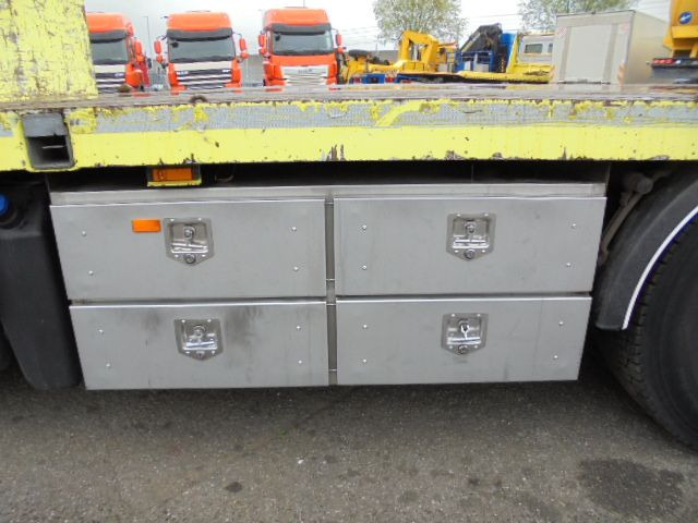 Camion platformă, Camion cu macara DAF FAD 85-460 8X4: Foto 15