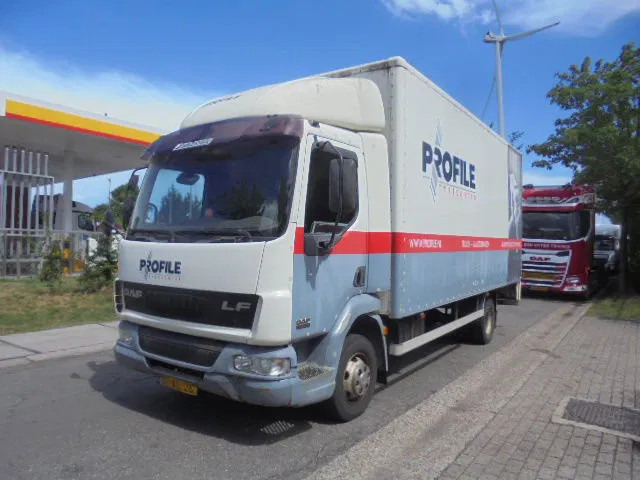 DAF LF 45 150 NL TRUCK SERVICE TRUCK SERVICE TRUCK MET COMPRESSOR - Camion furgon: Foto 1 DAF LF 45 150 NL TRUCK SERVICE TRUCK SERVICE TRUCK MET COMPRESSOR - Camion furgon: Foto 1