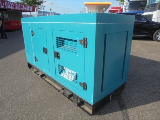 Damatt CA-30 - Generator electric: Foto 3 Damatt CA-30 - Generator electric: Foto 3