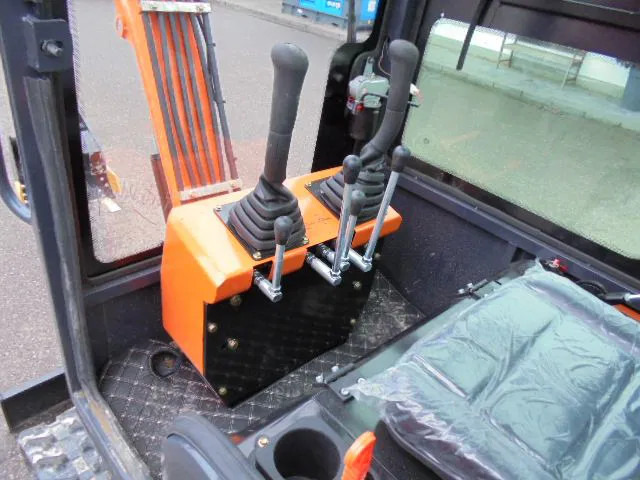 Mini excavator nou FF Industrial QH - 16 NEW: Foto 6 Mini excavator nou FF Industrial QH - 16 NEW: Foto 6