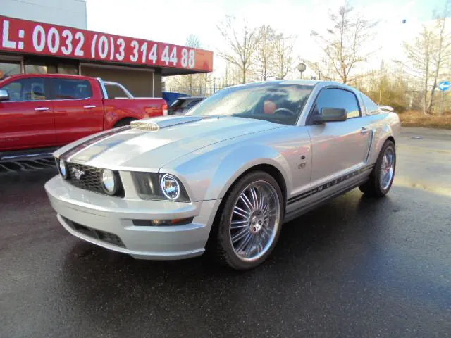 Ford Mustang GT - Automobil: Foto 1 Ford Mustang GT - Automobil: Foto 1