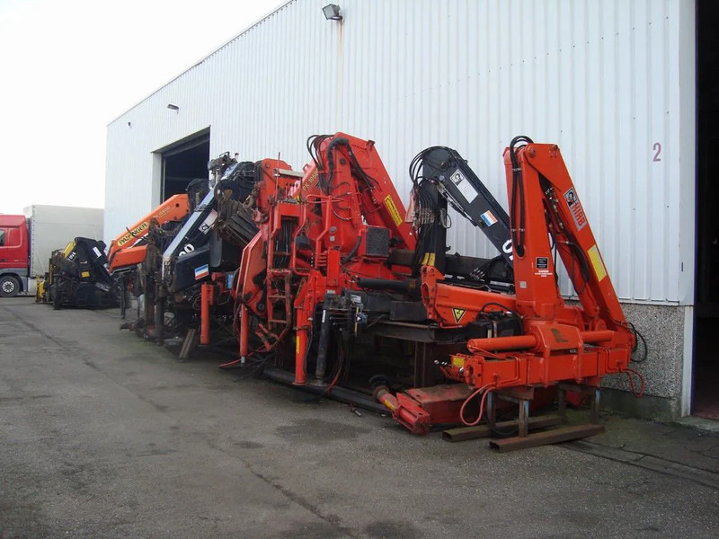 Hiab ALLTYPE YEARS AND PRICES HIAB PALFINGER HMF ATLAS KENNIS - Macara montată: Foto 3 Hiab ALLTYPE YEARS AND PRICES HIAB PALFINGER HMF ATLAS KENNIS - Macara montată: Foto 3