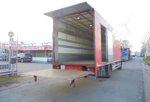 MAN TGM 12-250 NL TRUCK - Camion furgon: Foto 4 MAN TGM 12-250 NL TRUCK - Camion furgon: Foto 4