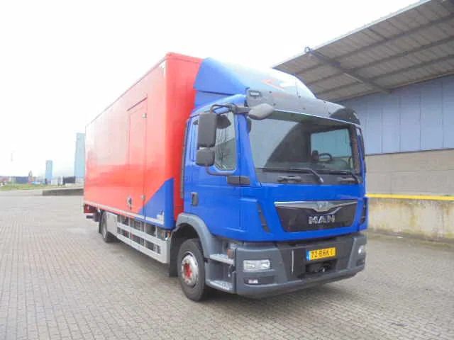 MAN TGM 12.250 NL TRUCK - Camion furgon: Foto 3 MAN TGM 12.250 NL TRUCK - Camion furgon: Foto 3