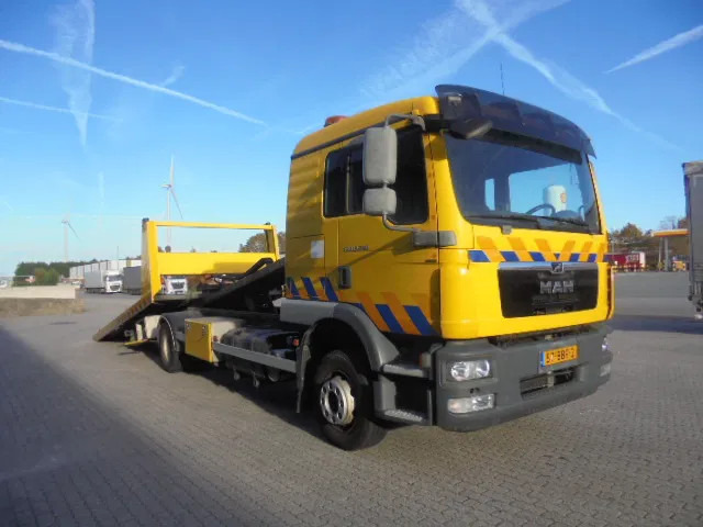 MAN TGM 12.250 NL TRUCK - Camion transport auto: Foto 3 MAN TGM 12.250 NL TRUCK - Camion transport auto: Foto 3