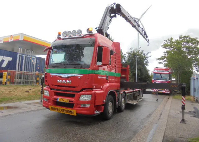 MAN TGS 35.480 LX 8X2 NL KENTEKEN APK 07-26 - Camion cu macara: Foto 1 MAN TGS 35.480 LX 8X2 NL KENTEKEN APK 07-26 - Camion cu macara: Foto 1