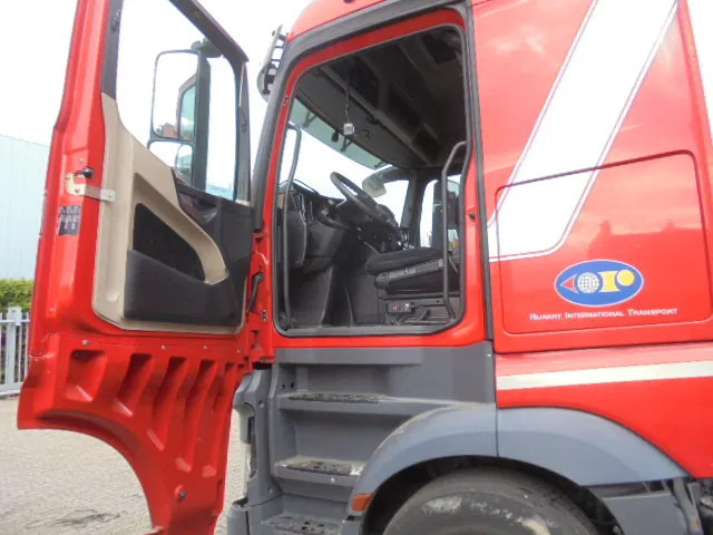 Mercedes-Benz Actros 2542 6X2 ENGINE NOT OK - Camion şasiu: Foto 5 Mercedes-Benz Actros 2542 6X2 ENGINE NOT OK - Camion şasiu: Foto 5