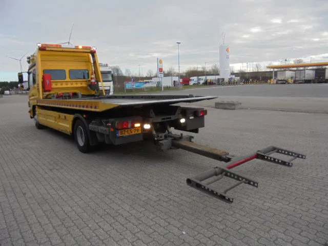Mercedes-Benz Atego 1224 240 PS NL TRUCK - Maşină de tractare: Foto 4 Mercedes-Benz Atego 1224 240 PS NL TRUCK - Maşină de tractare: Foto 4