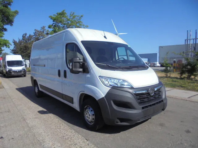 Opel Movano L3H2 2.2L BLUE HDI 140 - Dubă: Foto 3 Opel Movano L3H2 2.2L BLUE HDI 140 - Dubă: Foto 3