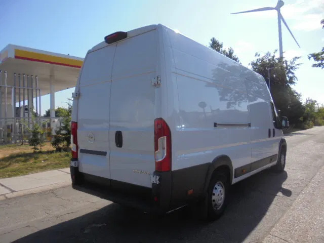 Opel Movano L3H2 2.2L BLUE HDI 165 - Dubă: Foto 4 Opel Movano L3H2 2.2L BLUE HDI 165 - Dubă: Foto 4