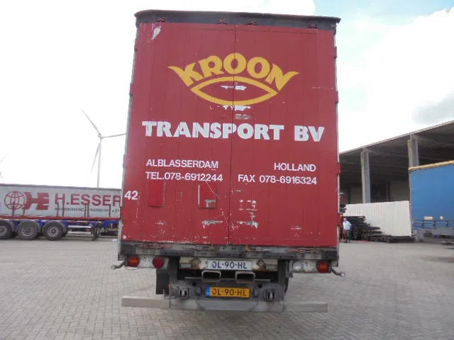 Schmitz Cargobull SCS 24/L-13.62 EB SAF DISC - Semiremorcă prelată: Foto 4 Schmitz Cargobull SCS 24/L-13.62 EB SAF DISC - Semiremorcă prelată: Foto 4