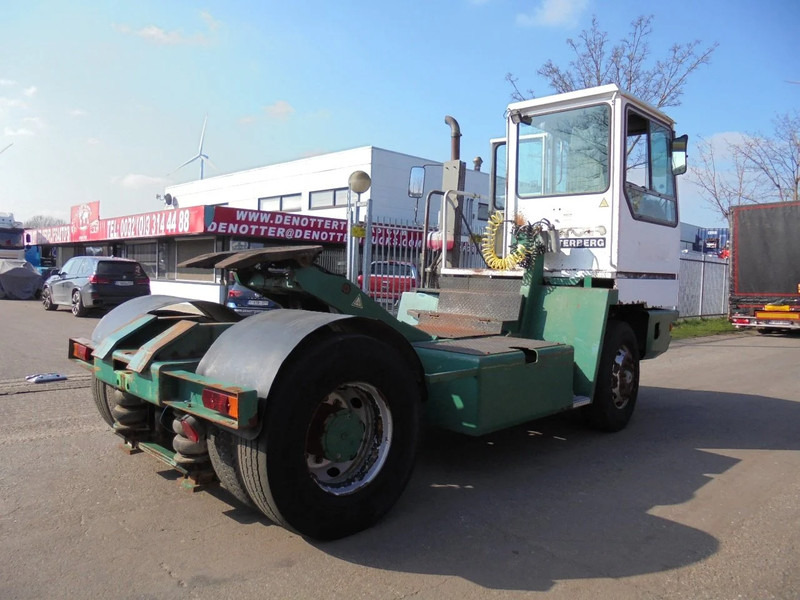 Terberg YT 180 - Tractor terminal: Foto 5 Terberg YT 180 - Tractor terminal: Foto 5