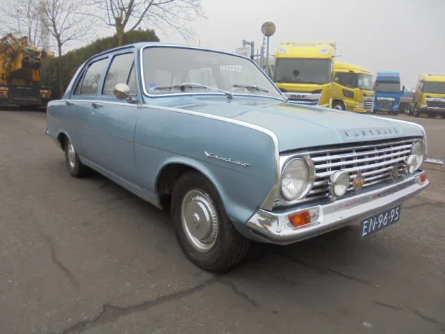 Vauxhall Victor 101 SUPER - Berlină/ Sedan: Foto 4 Vauxhall Victor 101 SUPER - Berlină/ Sedan: Foto 4