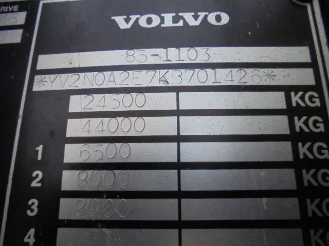 Volvo N 10 6X6 L + FASSI 3X IN STOCK - Camion platformă, Camion cu macara: Foto 4 Volvo N 10 6X6 L + FASSI 3X IN STOCK - Camion platformă, Camion cu macara: Foto 4