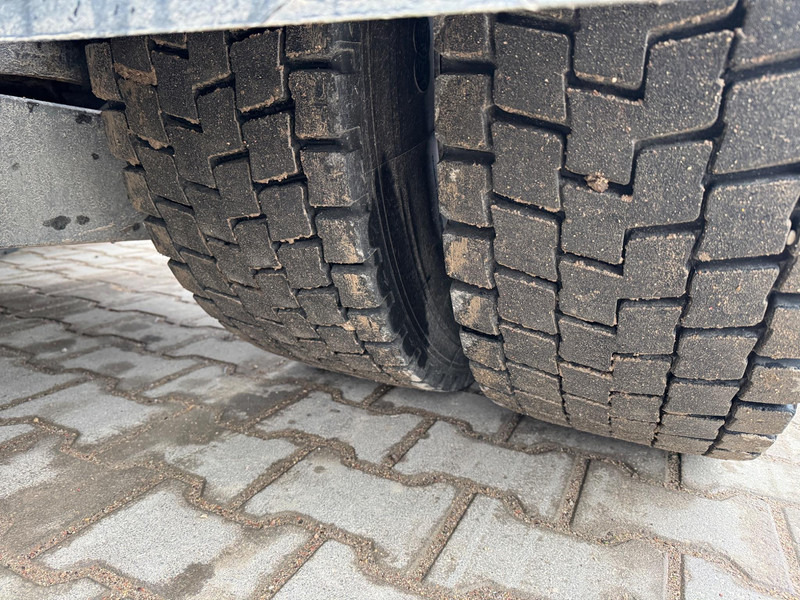 Cap tractor Mercedes-Benz Axor 1840: Foto 15