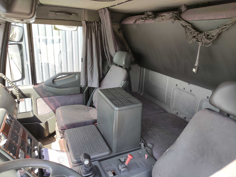 Camion platformă Iveco Eurotech 190E35 flatbed truck: Foto 8 Camion platformă Iveco Eurotech 190E35 flatbed truck: Foto 8