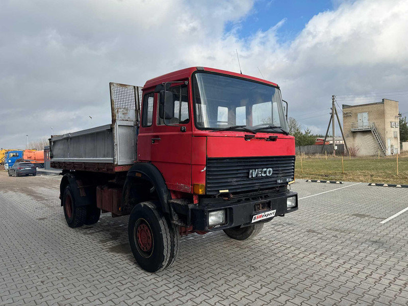 Iveco Magirus 190-32, 4x4, V10 - Camion basculantă: Foto 2 Iveco Magirus 190-32, 4x4, V10 - Camion basculantă: Foto 2