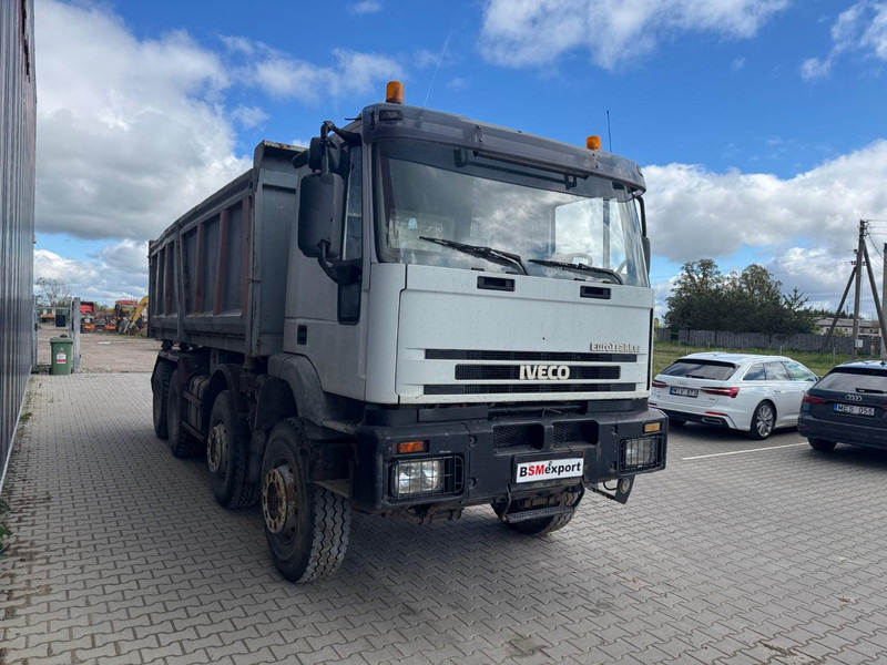 Iveco Trakker 410E42, manual pump - Camion basculantă: Foto 3 Iveco Trakker 410E42, manual pump - Camion basculantă: Foto 3