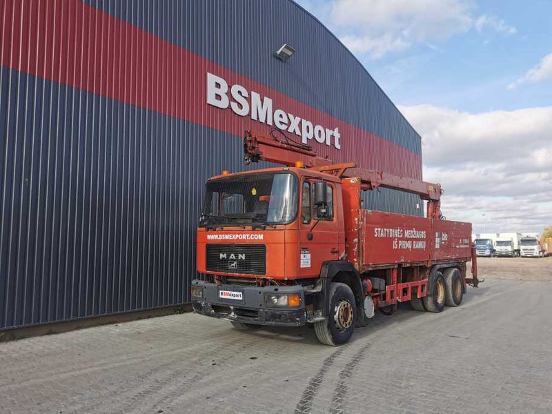 MAN 25.422 flatbed truck - Camion platformă, Camion cu macara: Foto 1 MAN 25.422 flatbed truck - Camion platformă, Camion cu macara: Foto 1