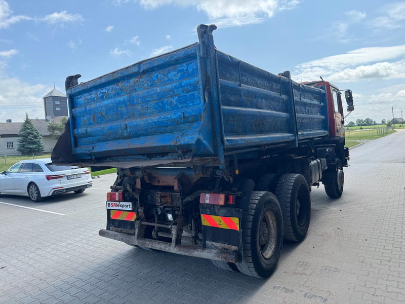 MAN 26.302, 6x6 - Camion basculantă: Foto 3 MAN 26.302, 6x6 - Camion basculantă: Foto 3