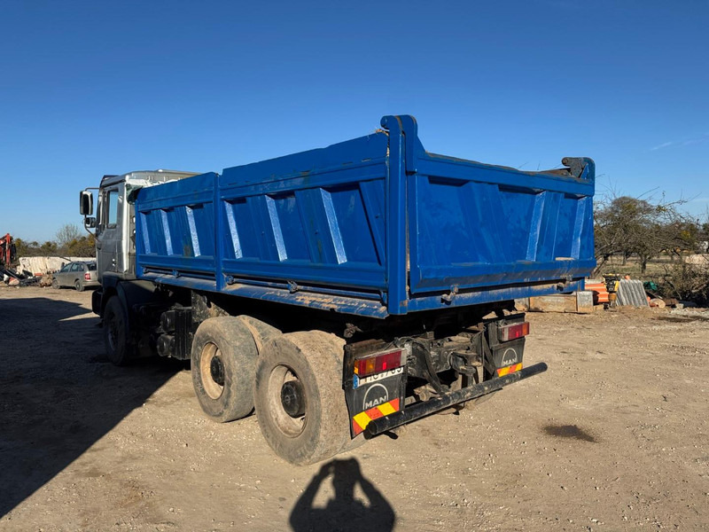 MAN 26.403. 6x4. Spring/Air - Camion basculantă: Foto 4 MAN 26.403. 6x4. Spring/Air - Camion basculantă: Foto 4