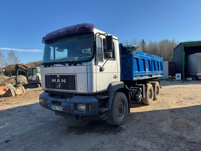 MAN 26.403. 6x4. Spring/Air - Camion basculantă: Foto 1 MAN 26.403. 6x4. Spring/Air - Camion basculantă: Foto 1