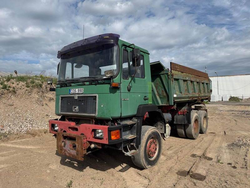 MAN 27.402, 6x6 - Camion basculantă: Foto 1 MAN 27.402, 6x6 - Camion basculantă: Foto 1