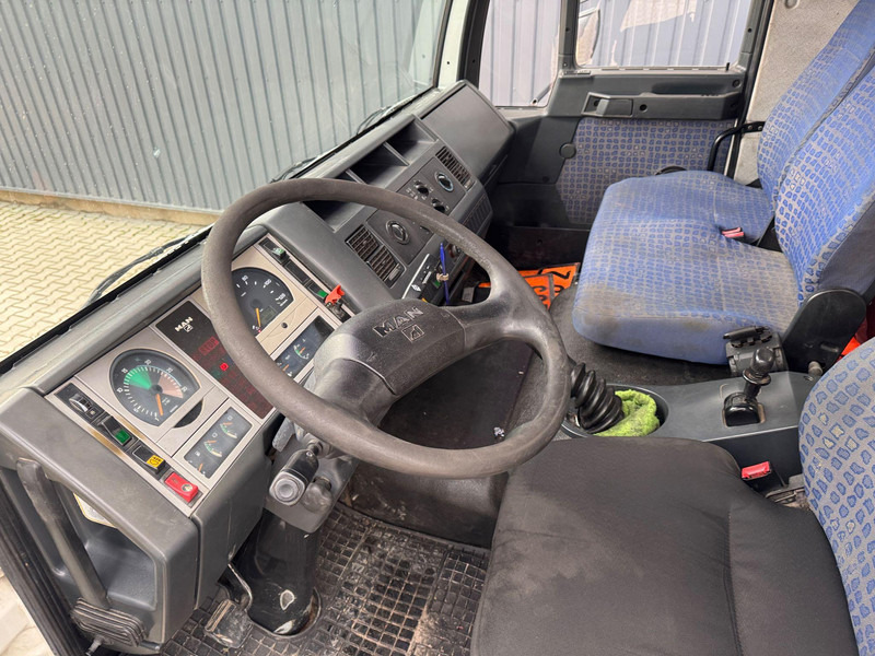 MAN FE 18.280, 13300 l - Camion cisternă: Foto 5 MAN FE 18.280, 13300 l - Camion cisternă: Foto 5