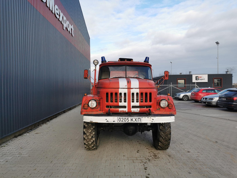 ZIL 131 PNS110 - Autospeciala de stins incendii: Foto 3 ZIL 131 PNS110 - Autospeciala de stins incendii: Foto 3