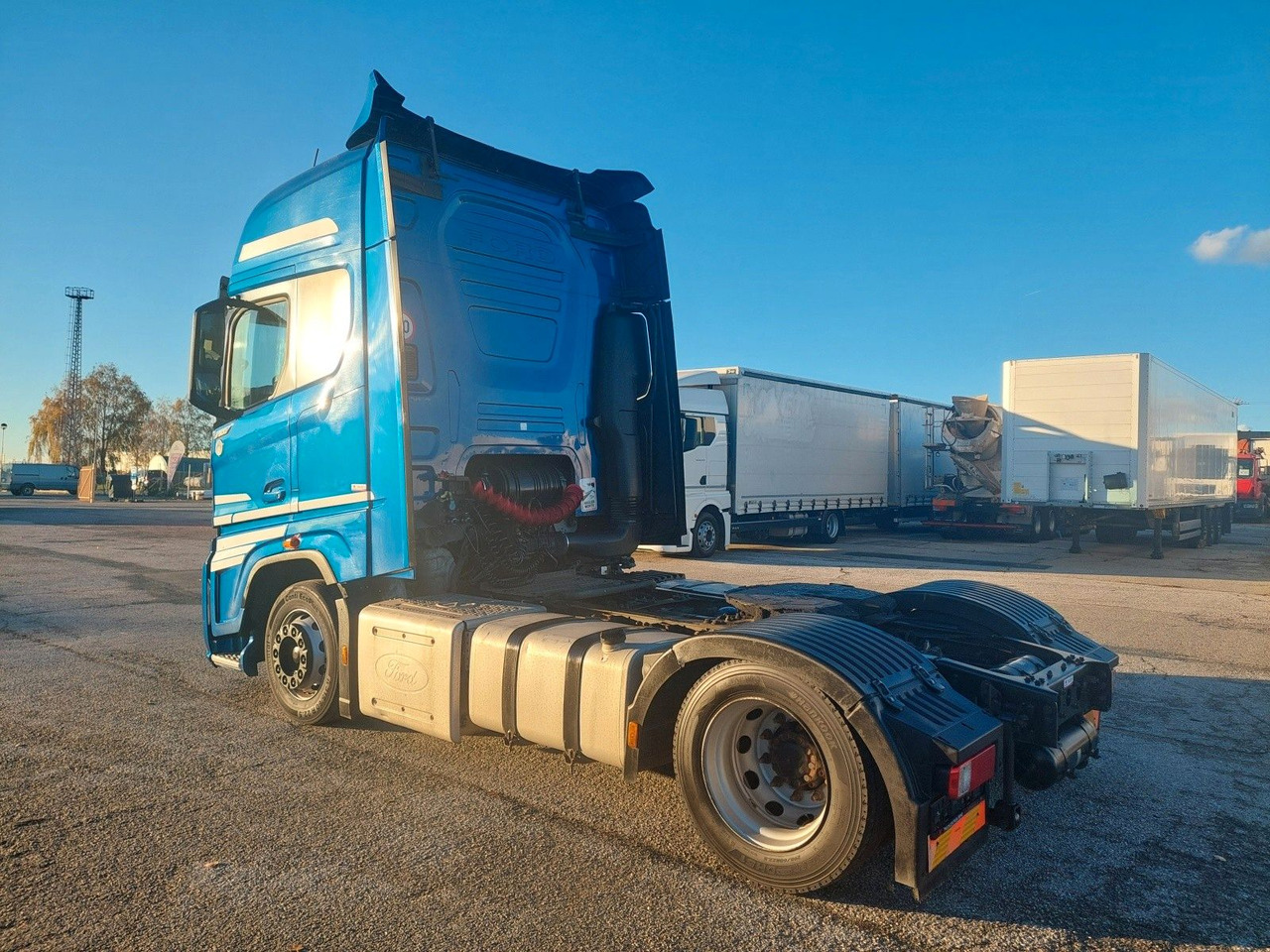 Ford F-Max 1850 LL - Cap tractor: Foto 3 Ford F-Max 1850 LL - Cap tractor: Foto 3