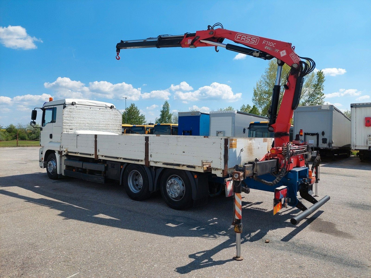MAN GA 26.320 6X2-2 BL + Kran Fassi F110AC22 - Camion platformă, Camion cu macara: Foto 3 MAN GA 26.320 6X2-2 BL + Kran Fassi F110AC22 - Camion platformă, Camion cu macara: Foto 3
