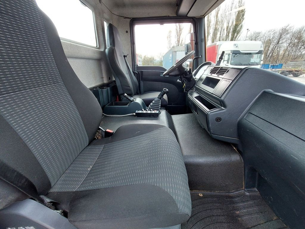 Camion cu cârlig MAN TGM 18.290 4X2 BB: Foto 20