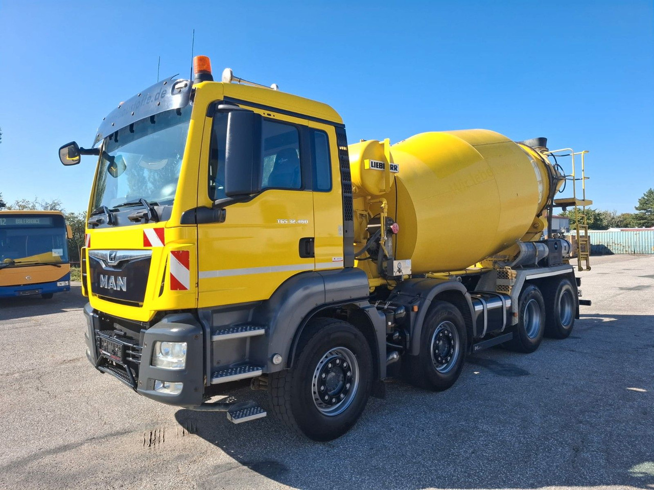 MAN TGS 32.460 8X4 BB Liebherr 9 m³ - Autobetonieră: Foto 1 MAN TGS 32.460 8X4 BB Liebherr 9 m³ - Autobetonieră: Foto 1